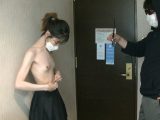 信じられないくらいのぺったんこおっぱい